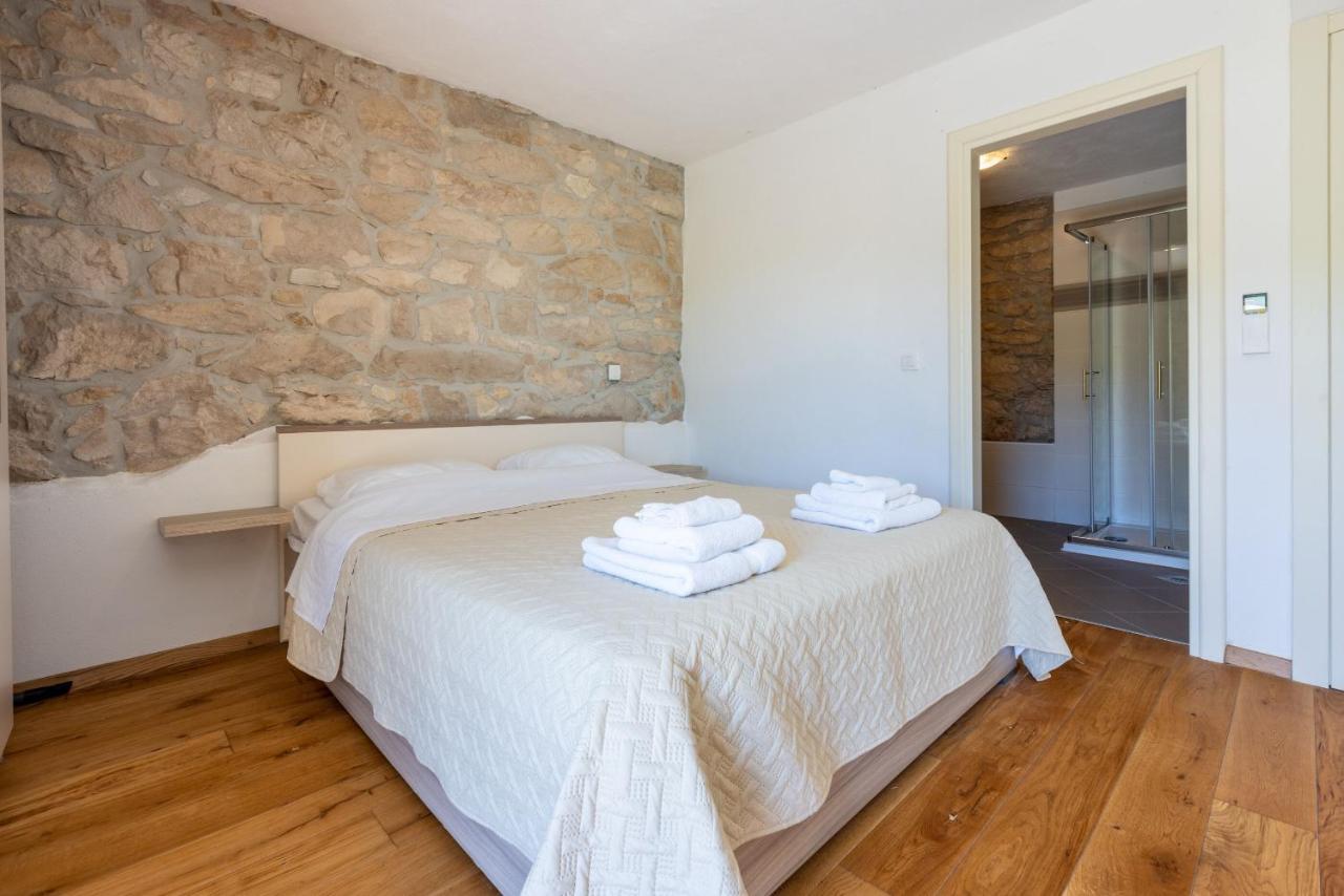 Villa Ana Motovun Exterior photo